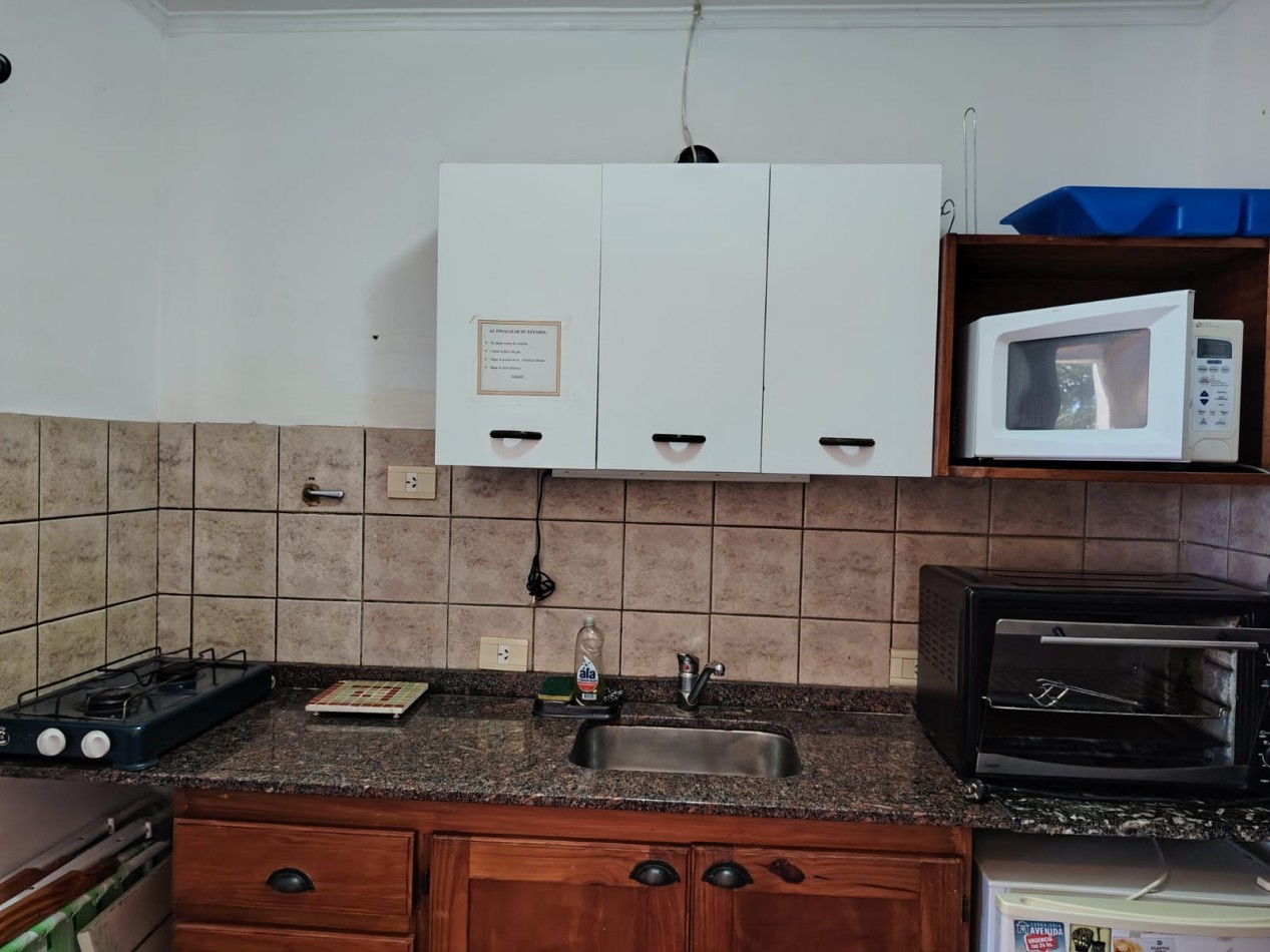 2 ambientes con parque y piscina